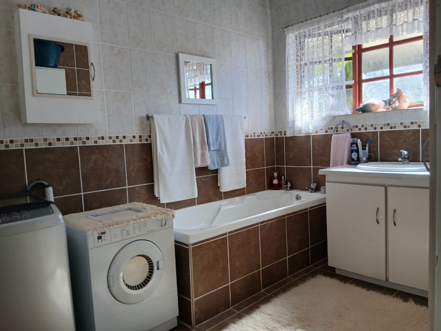 3 Bedroom Property for Sale in Noorsekloof Eastern Cape